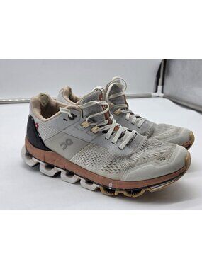 On Cloud Shoes Womens Size 7 Gray Mesh CloudTec Running Sneakers Damaged